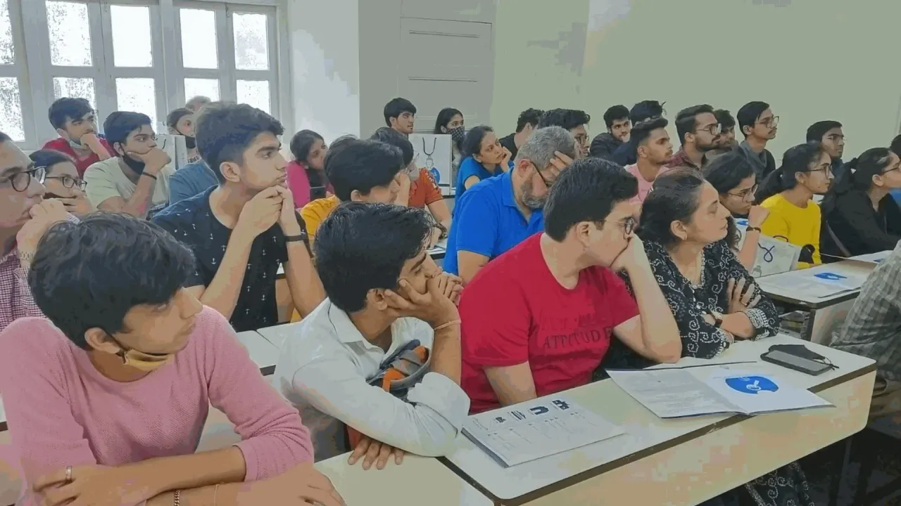 Why SMONK is the Best Institute for Actuarial Science Exam Coaching