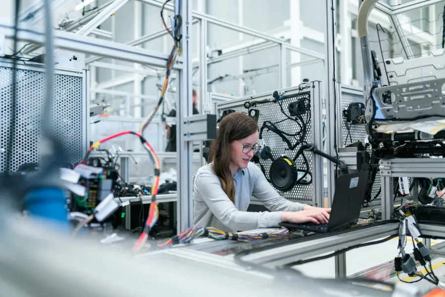 Student choosing between IAI and IFoA